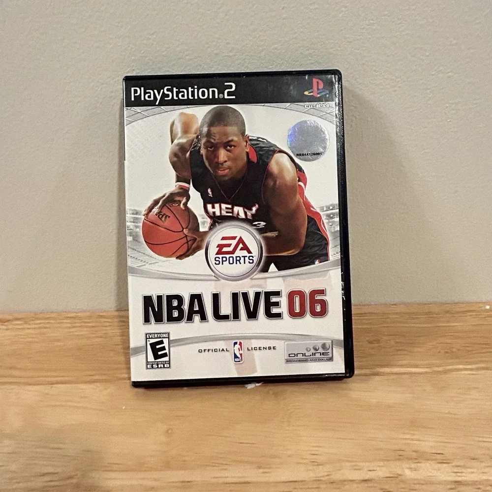 NBA Live 06 Basketball Sony PS2 PlayStation 2 CIB Disk And Case EA SPORTS